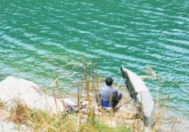 风平浪静野钓没鱼 夏天钓鱼怎么钓得最好